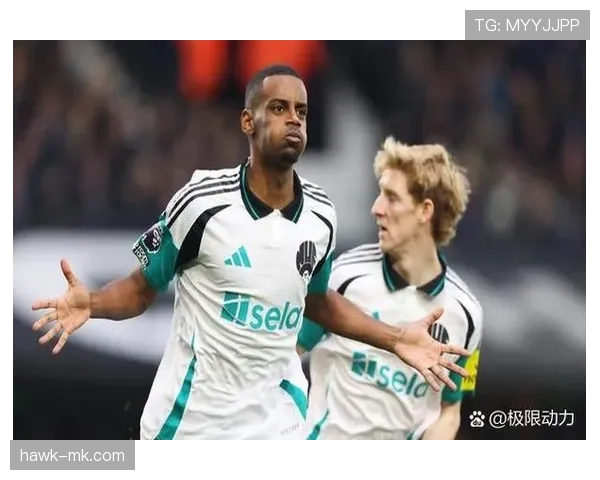 迪奥普状态火热助西汉姆联连胜，英超赛场持续闪耀