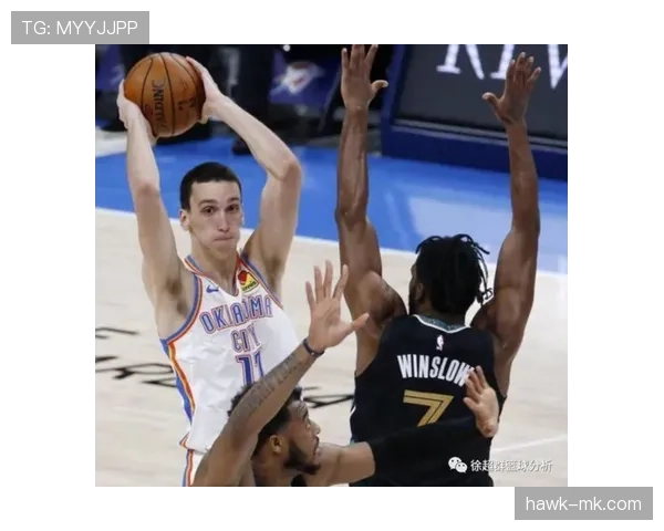 高位挡拆制造错位鲍比波蒂斯较上季拉开对手中锋得分